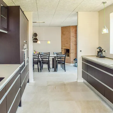 Amazing In With Kitchen *